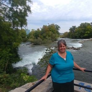 Meet your Posher, Lillian